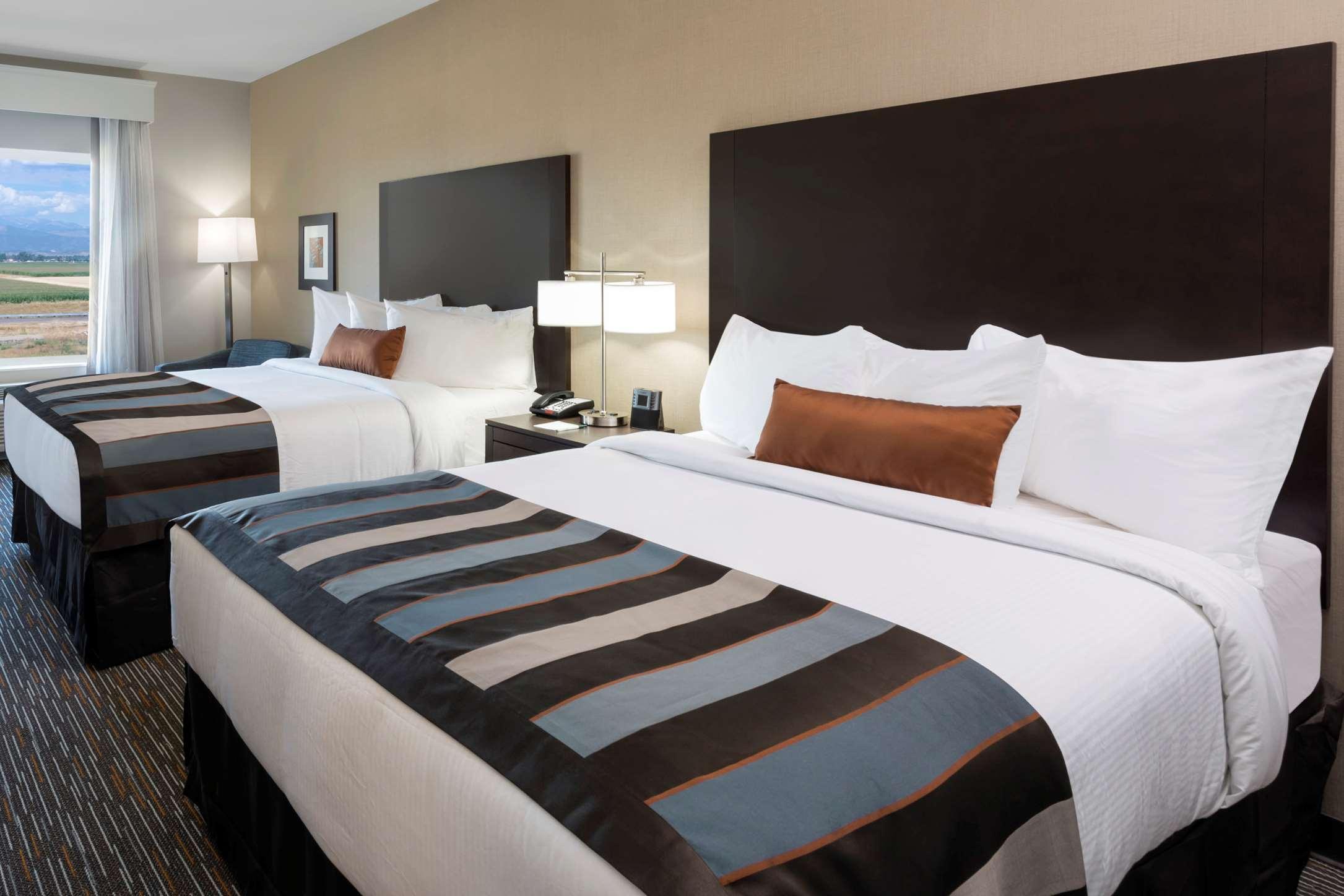 Hampton Inn By Hilton Nashville Airport Century Place Екстериор снимка