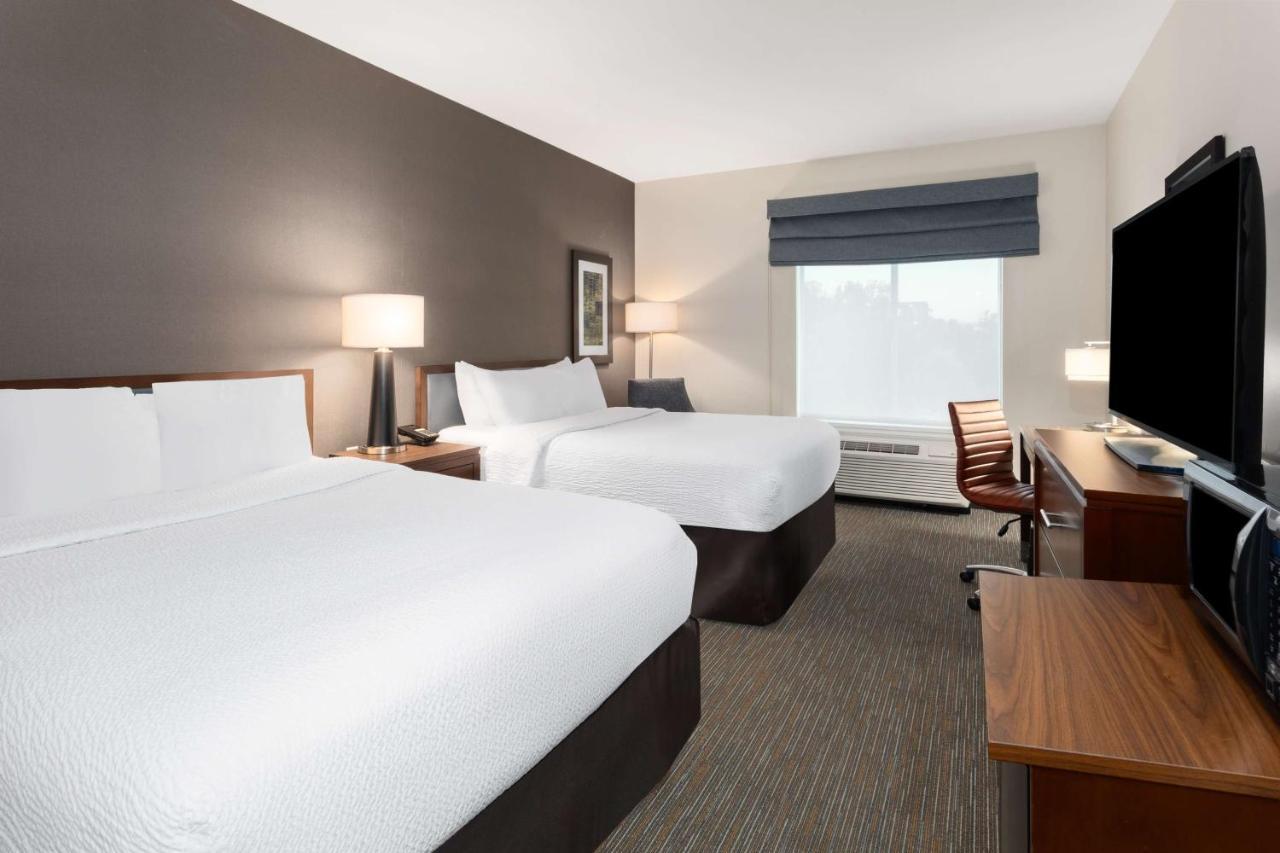 Hampton Inn By Hilton Nashville Airport Century Place Екстериор снимка