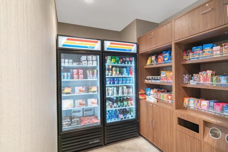 Hampton Inn By Hilton Nashville Airport Century Place Екстериор снимка